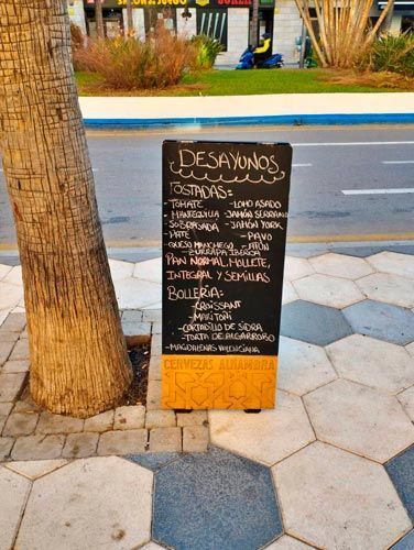 Tipos de Desayuno Bar Los Cactus Almuñécar