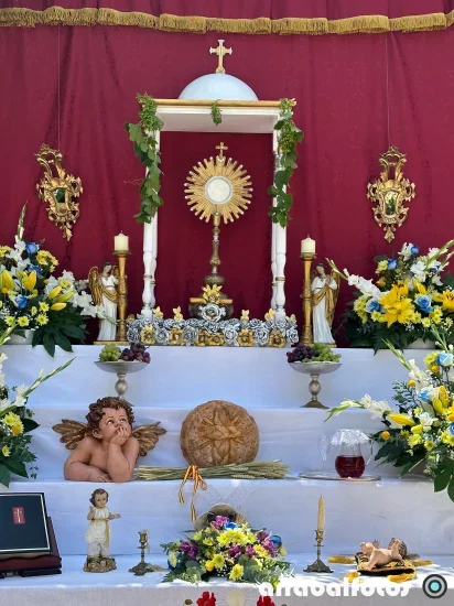 Altar de la Plaza de la Rosa  para el Corpus Christi Almuñécar