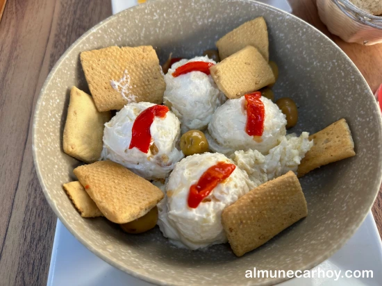 Ensaladilla rusa de Bar Los Higuitos