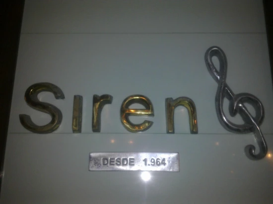 Sirena Café Bar y Pub en Almuñécar 5 La Sirena Café Bar y Pub en Almuñécar Fundada en 1964