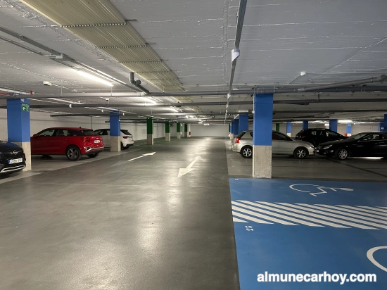 Aparcamiento del Mercado de Almuñécar 6 Vista general del aparcamiento subterráneo situado junto al Mercado Municipal de Almuñécar
